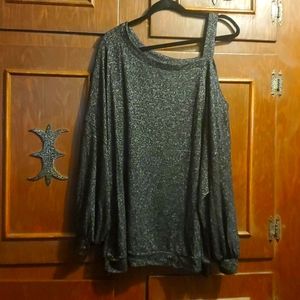BNWOT Emerald brand long sleeve dolman 1 cold shoulder top sz 3XL